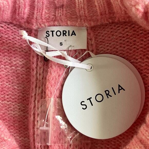 NWT Storia Sweetie Pie Cable Knit Pink Tie Back Pearl Button Sweater - Picture 4 of 5